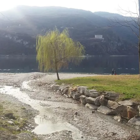 Prázdninový dům Da Carla Abbadia Lariana