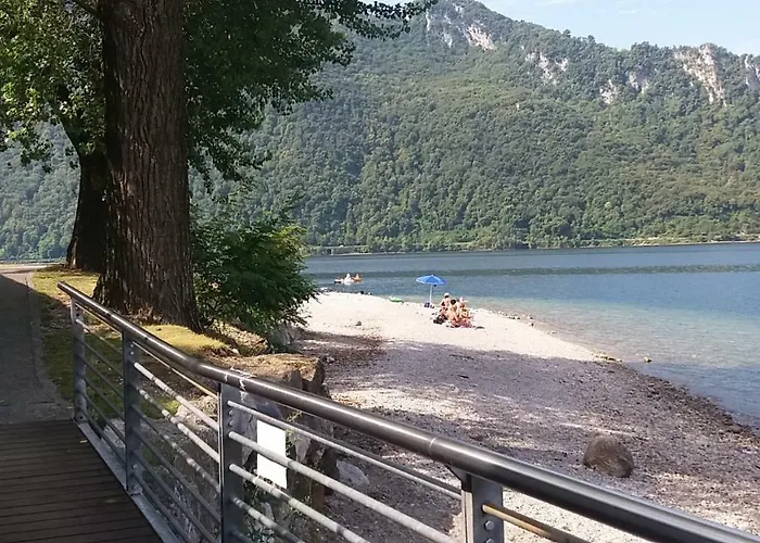 Hébergement de vacances Da Carla Abbadia Lariana